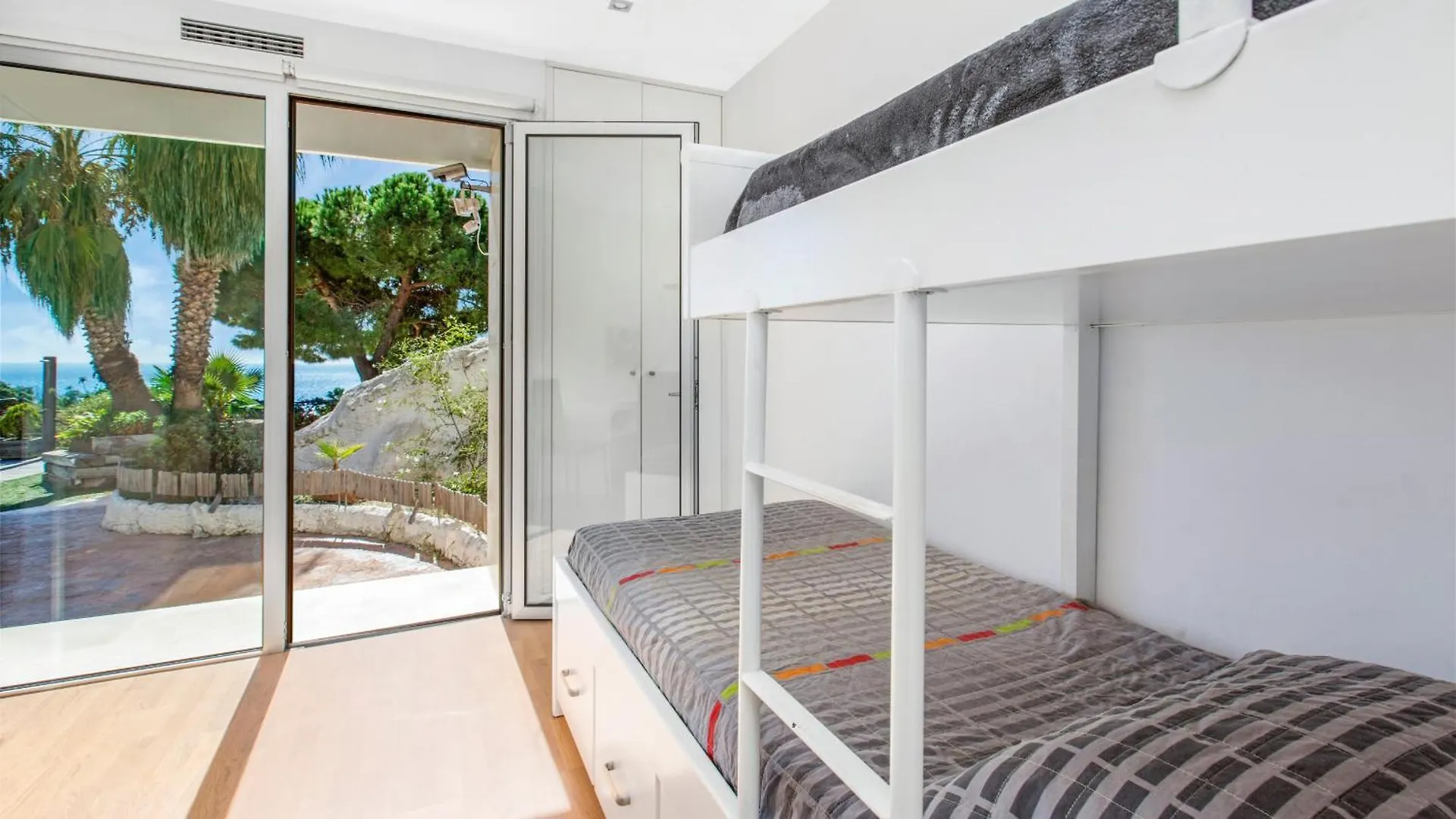 2Crist01 Villa Lloret de Mar 0*,  Spain