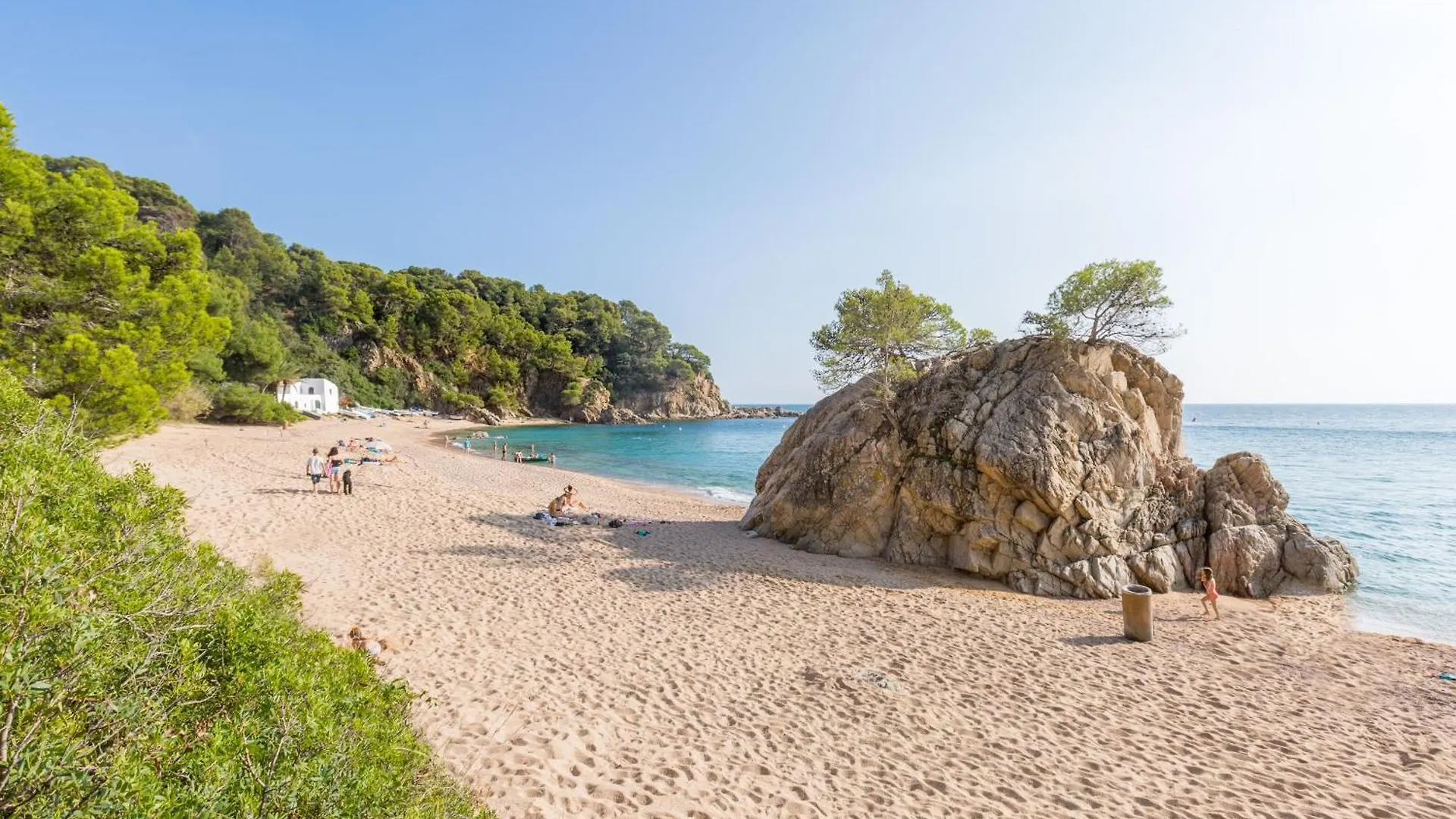 2Crist01 Villa Lloret de Mar Spain